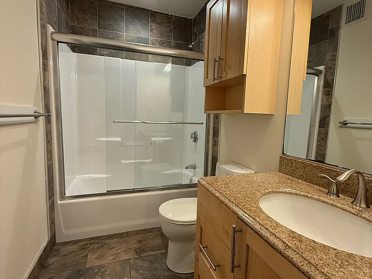 24 Sunset St #1 — Photo 16