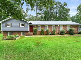 5970 Red Oak Rd, College Park, GA 30349