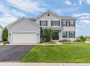 835 Pond Brook Ave, Malta, IL 60150