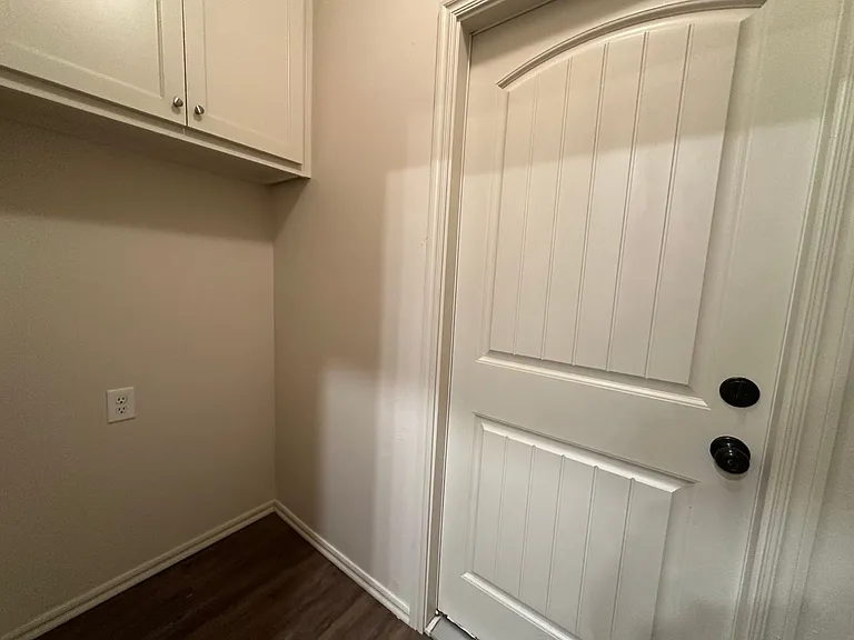 412 Chalk Hill Ct — Photo 23