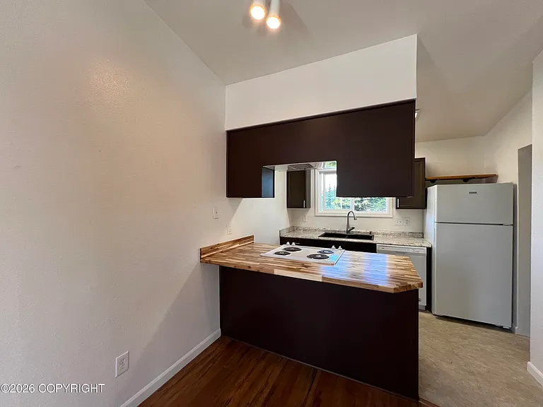 1509 Karluk St #A — Photo 9