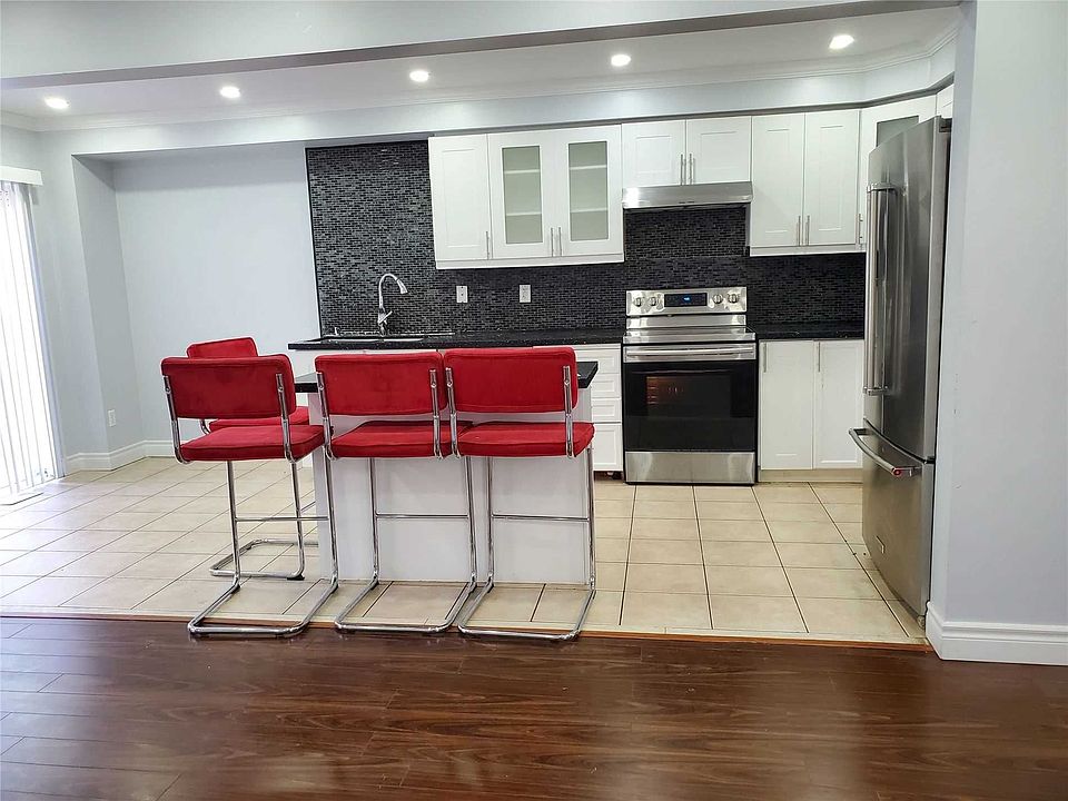 2nd image of 71 Crannyfield Dr #B
