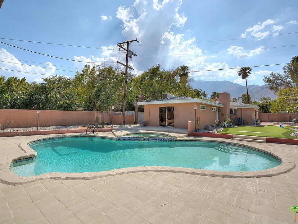 1st image of 153 W Santa Clara Way