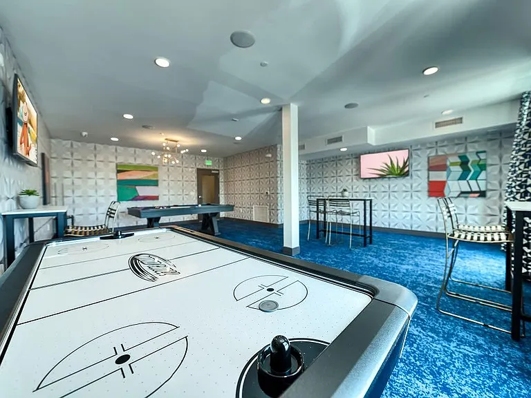 Cuvee Apartments — Photo 1