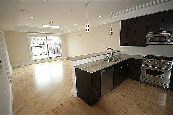 Sold by Hudson Place Realty | media 3