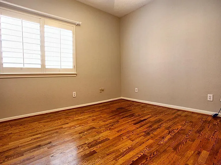 7919 S Wellington Ct — Photo 15
