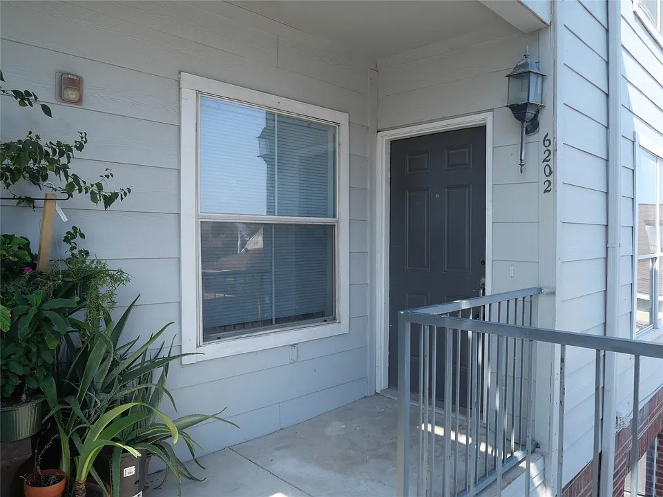 6289 Wilcrest Dr #6202