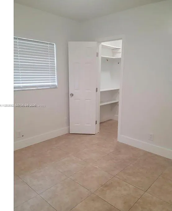 2 bed, 1100 sqft, $2,250 — Photo 3
