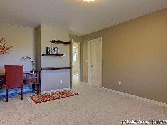 5th image of 17790 Shasta Cir