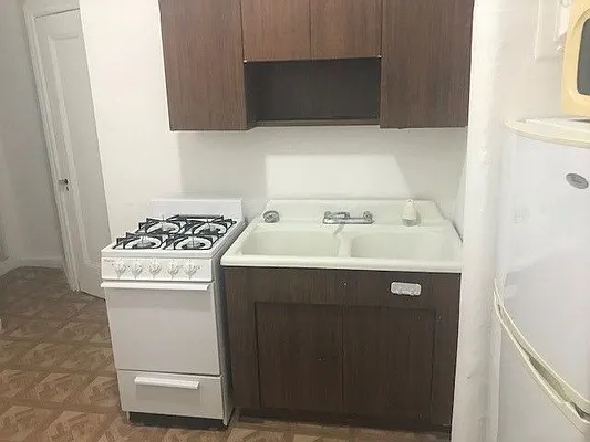 Rented by REAL New York | media 11