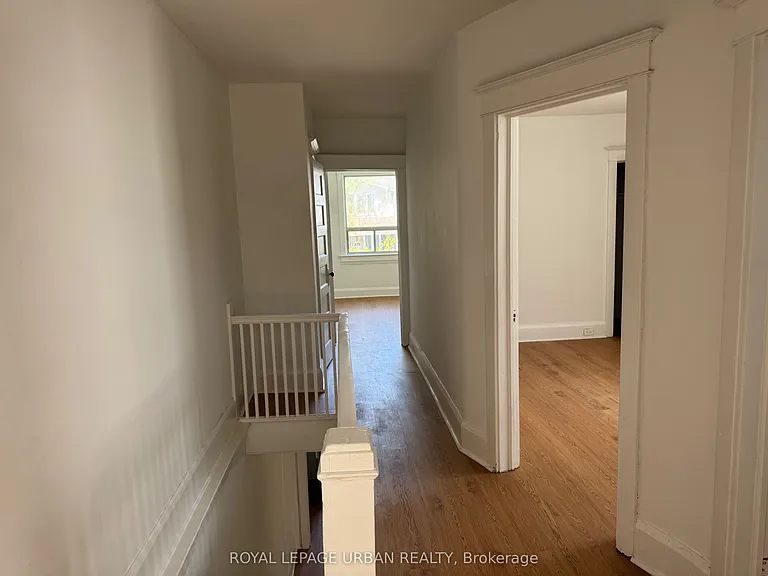 405 Milverton Blvd #UPPER — Photo 6