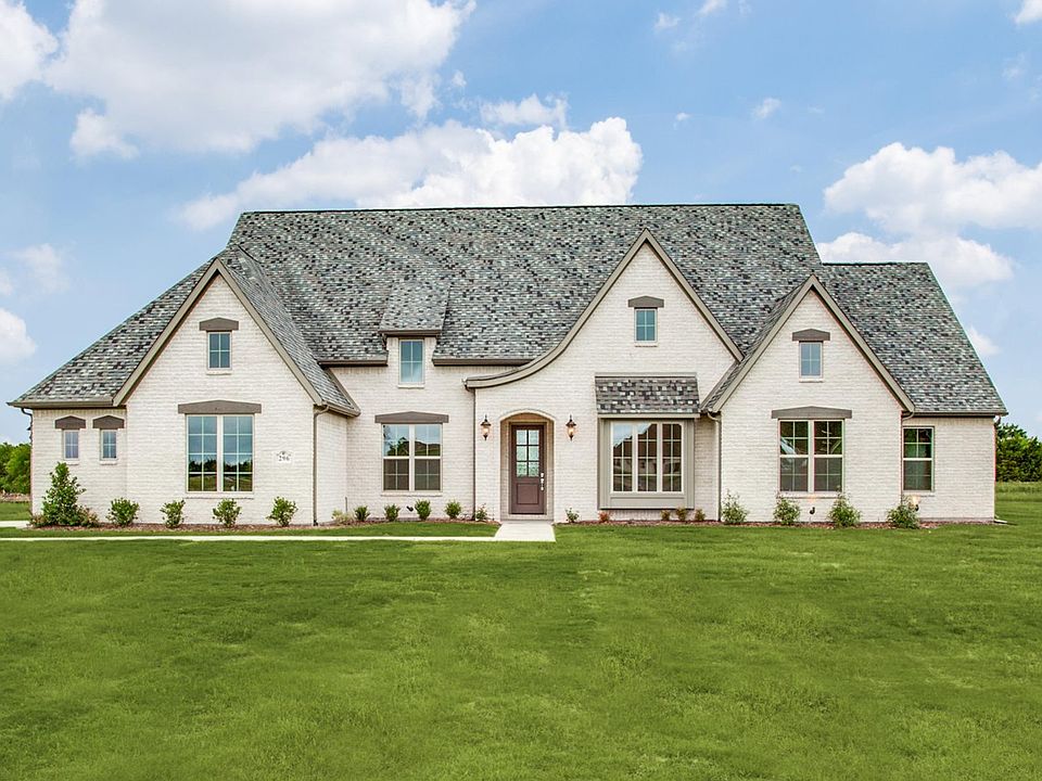 1st image of 296 Claire Ct