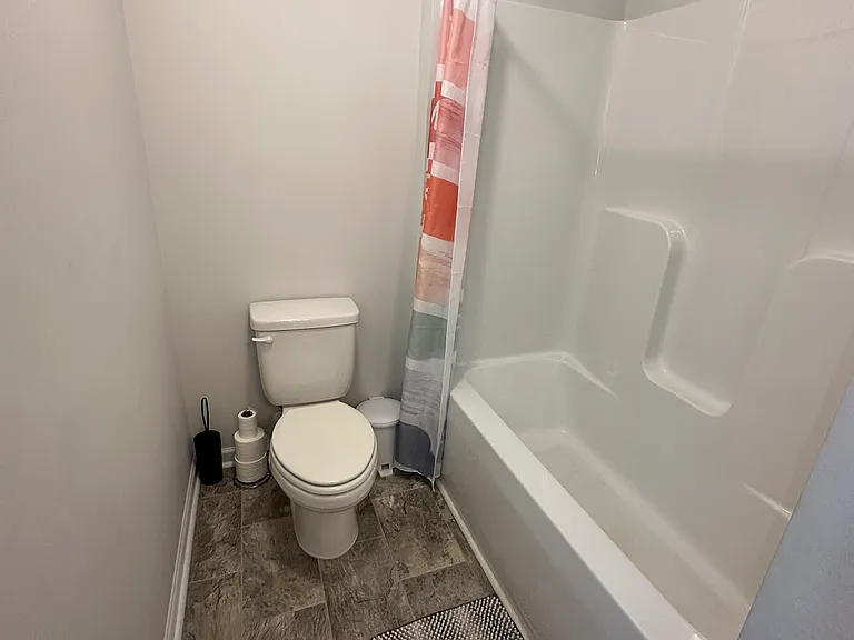 1709 Redbout Ct — Photo 11