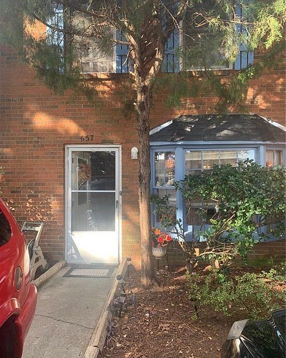 1st image of 657 Hunting Creek Ln SE