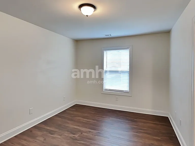 263 Royal Crescent Ter — Photo 20