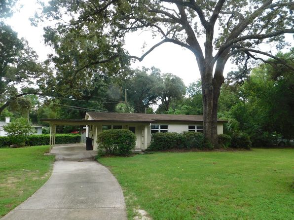413 NW 35th Ter