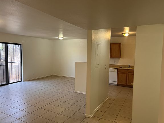 4th image of 5930 S Jeanette Blvd #1107