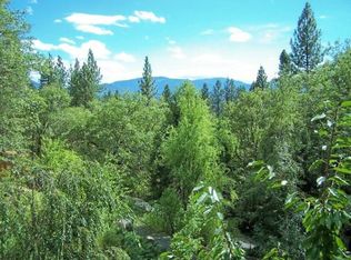 281 Mallory Heights Dr, Grants Pass, OR 97526