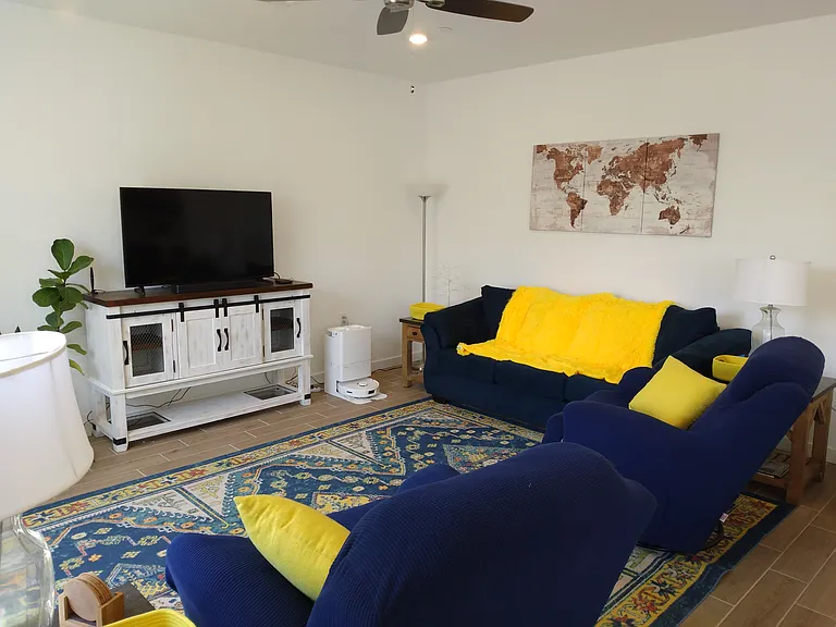 2786 Montana Ave — Photo 14