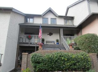 1969 Marsh Oak Ln, Johns Island, SC 29455