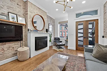 926 Park Avenue