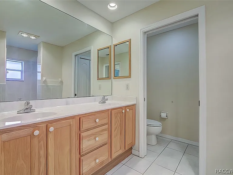 12 Anton Ct — Photo 23
