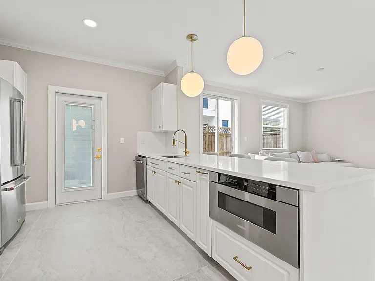 2607 W Cleveland St #C — Photo 7