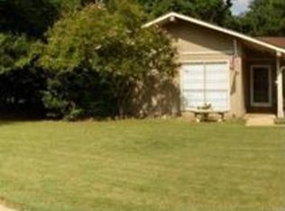 222 W Vanderbilt Loop, Montgomery, AL 36109