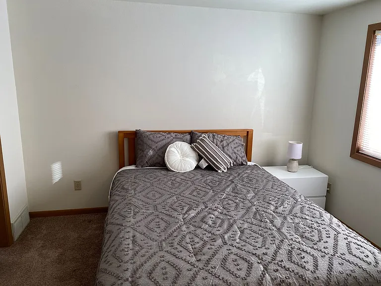 307 S Vine Ave — Photo 76