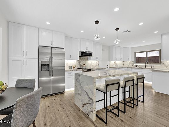 3rd image of 4760 W WAHALLA Lane