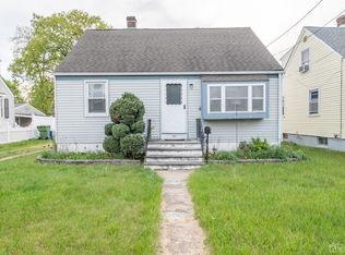103 Standiford Ave, Sayreville, NJ 08872