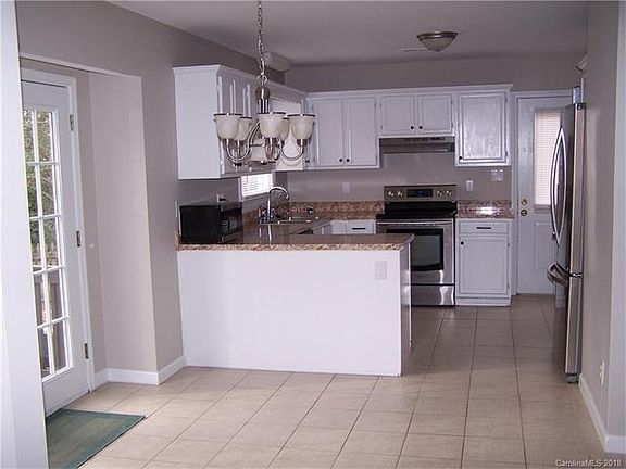 4th image of 9612 Lawley Ln