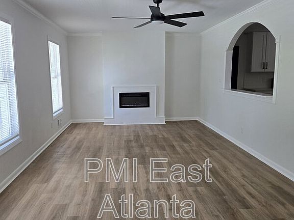 2nd image of 2275 Country Club Ln SW