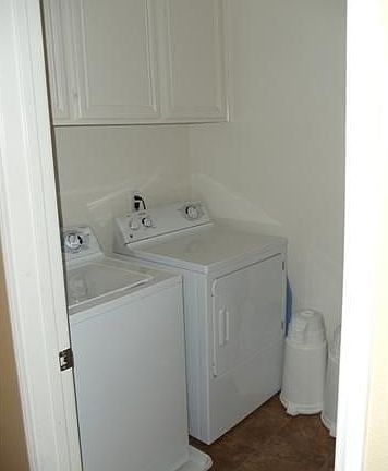 Washer/Dryer in Unit