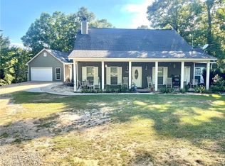 15 Lakeridge Ct, Seale, AL 36875