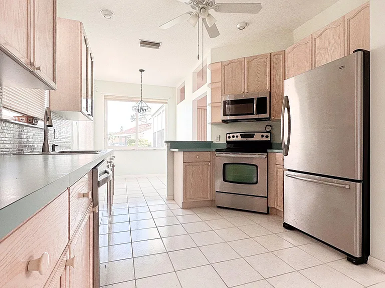 4873 Orange Tree Pl — Photo 19