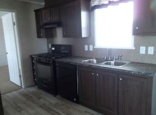 1817 Carmel Dr, Monroe, MI 48161