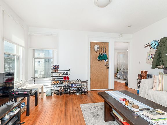 3rd image of 29 Nicoll Street