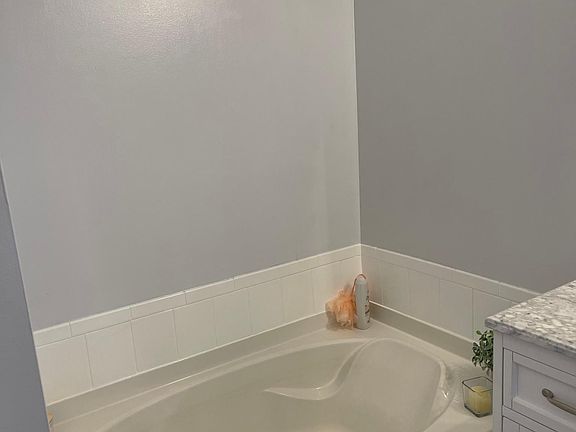5th image of 2305 Aurora Dr Unit 6