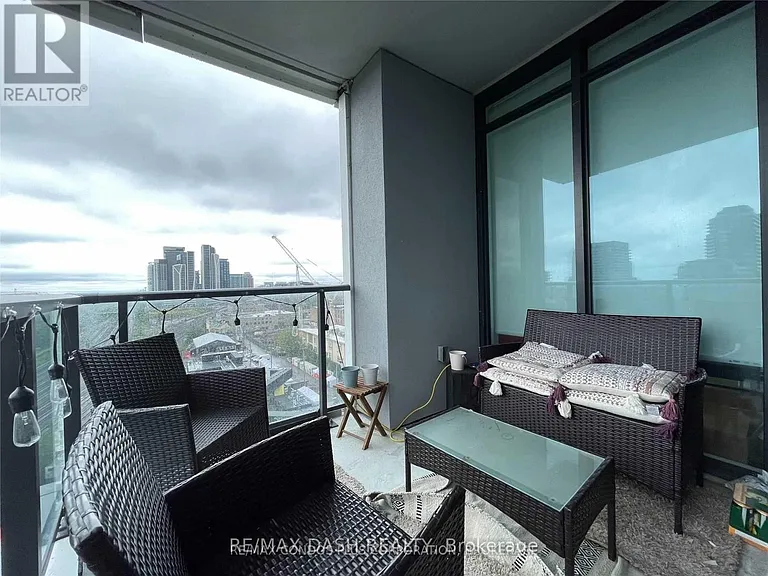 27 Bathurst St #902W — Photo 17