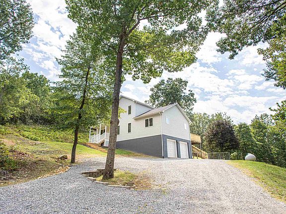 2nd image of 20002 Wooded View Ln