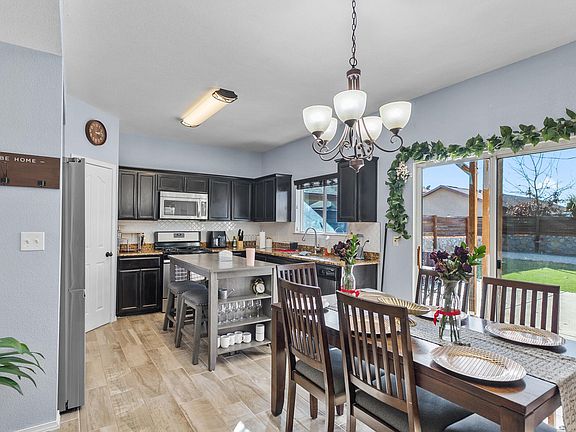 5th image of 2217 Decamp Point Pl