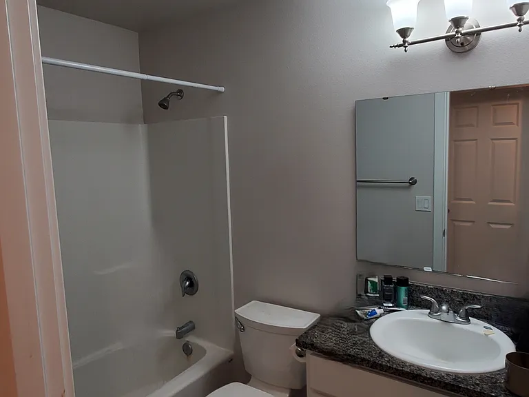 1103 Lake Crest Dr — Photo 7