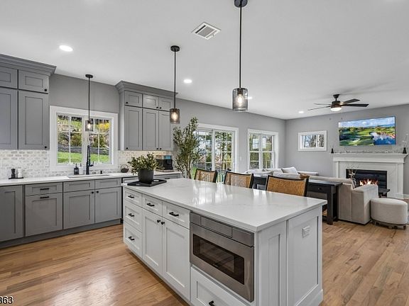 5th image of 518-520 Cardinal Ln