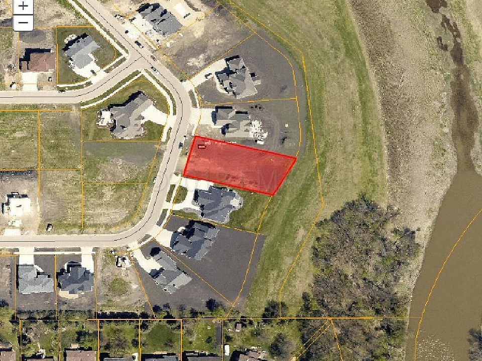 1st image of 3621 Grandwood Dr N