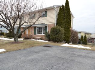 237 W 30th St, Northampton, PA 18067