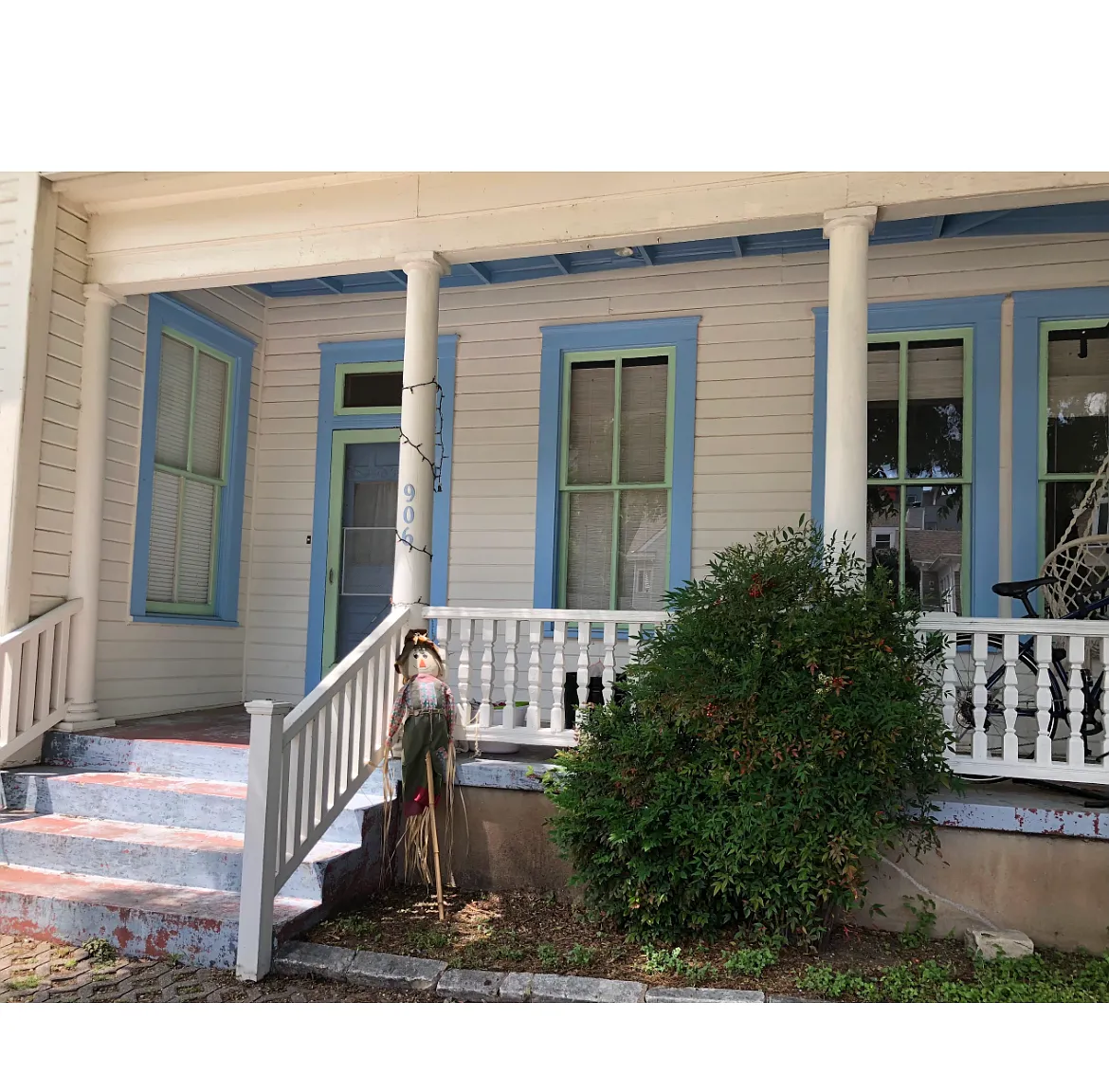 906 W 22nd St — Photo 1