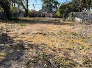 3040 E Washington Ave, Fresno, CA 93701