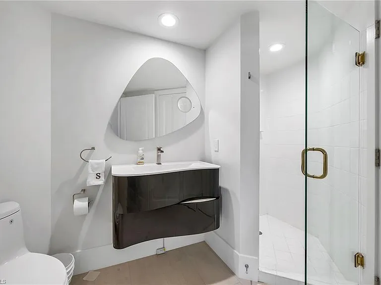 6597 Nicholas Blvd #401 — Photo 13