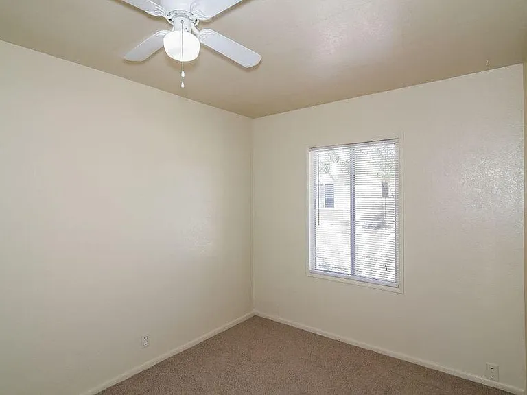 2634 Desert St #8 — Photo 6